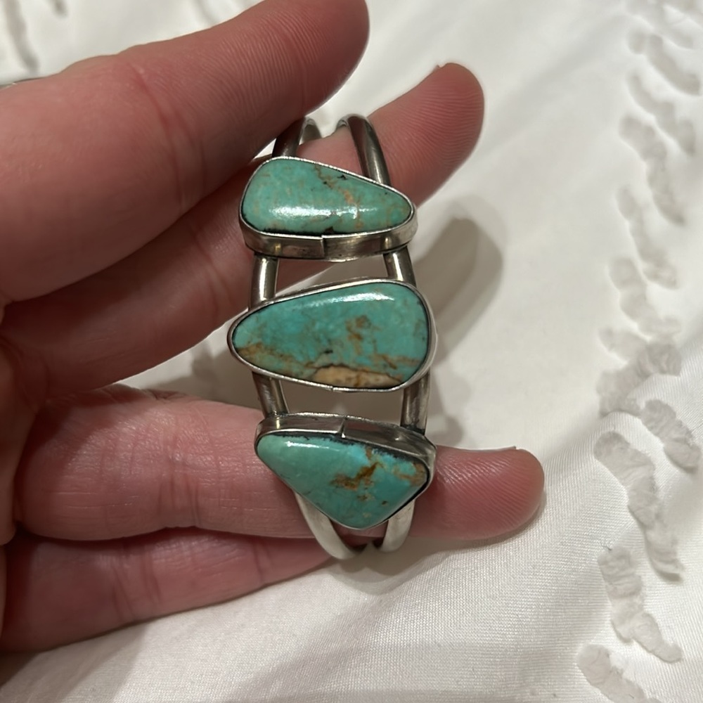 Turquoise Cuff - Picture 4 of 4